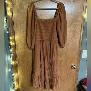 NWOT J. Gee Off the Shoulder Dress